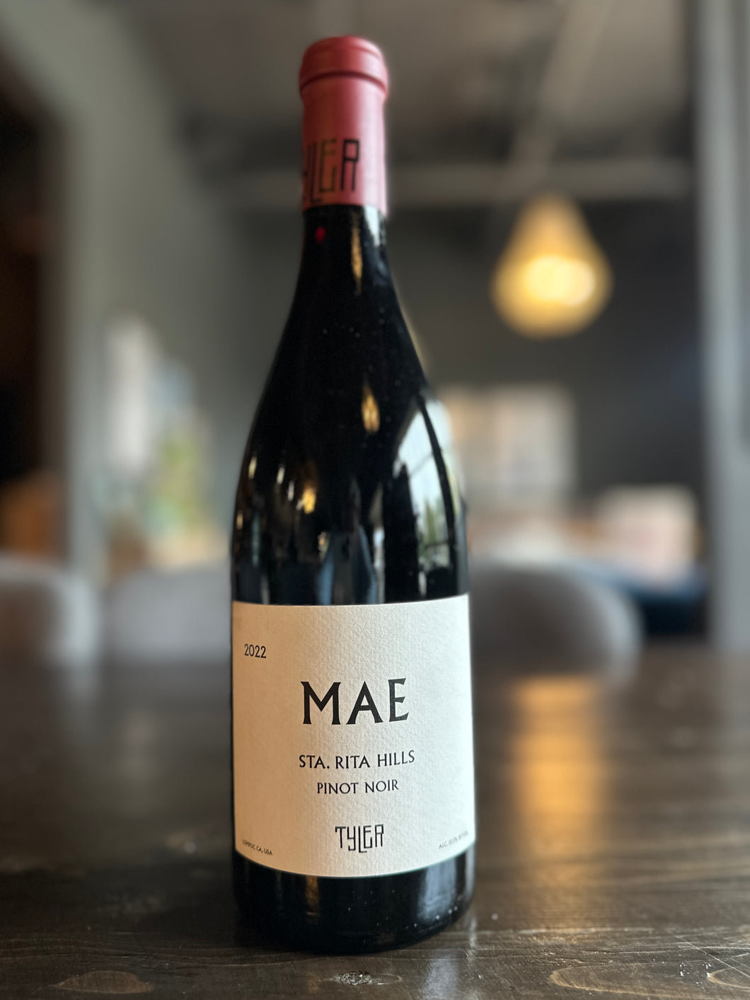 Mae Estate Pinot Noir, 2022